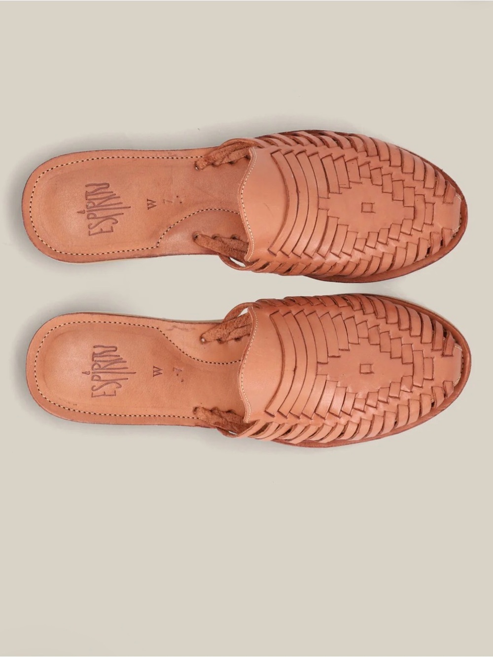 Espritu Sol Women’s Tan Woven Leather Slip-On Mules